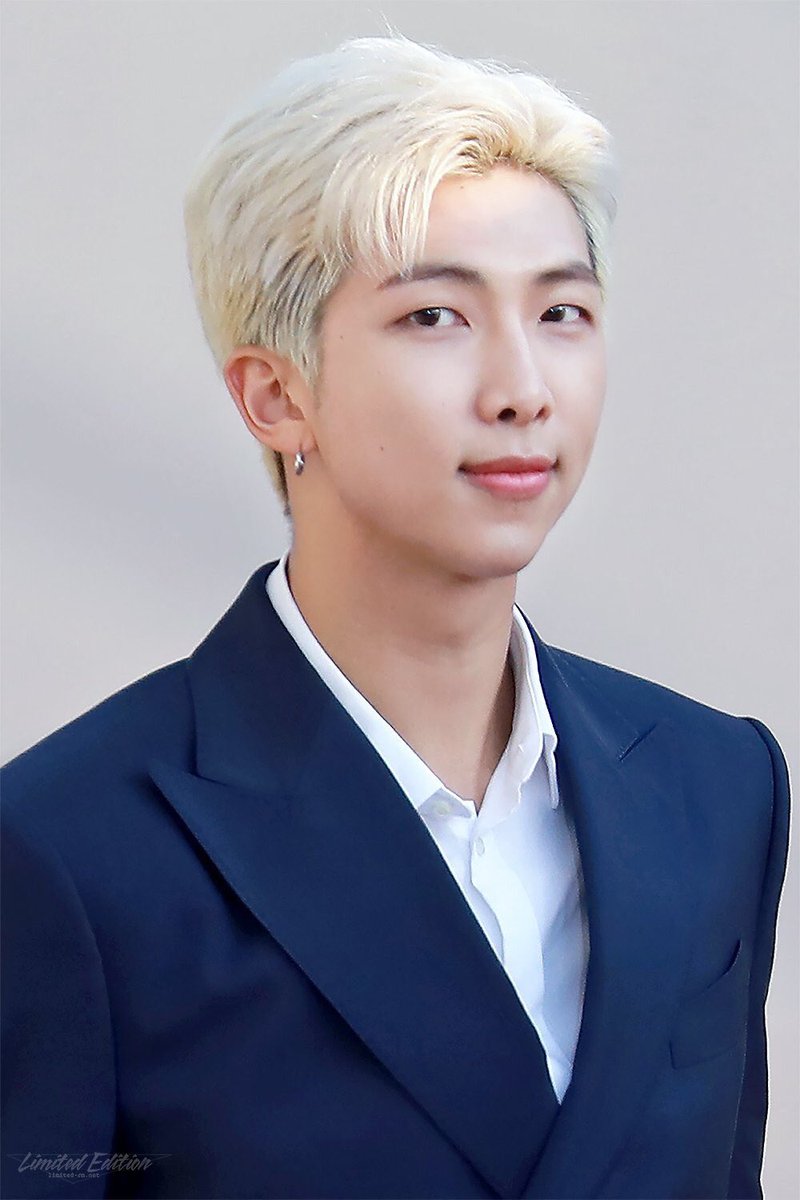 Джун из bts. Намджун бтс. Джун из bts. Джун из bts. Намджун бтс.