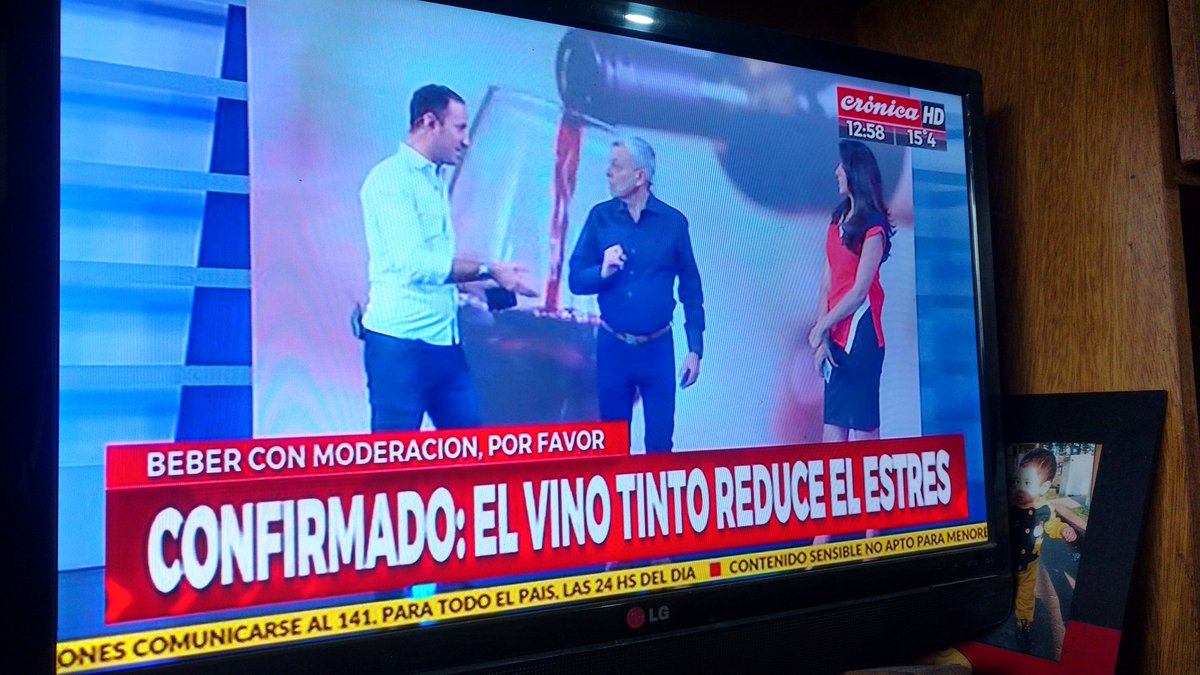 munarcatalina8's tweet photo. me fui a ahogar en vino tinto https://t.co/rbNGkm6lQQ