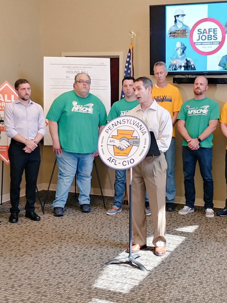 seiu668's tweet photo. "It's not just good for the worker, but it's also good for the public." @PAAuditorGen speaking in support of HB1082 to establish Public Sector OSHA here in Pennsylvania. #WorkersRights #PublicSectorOSHA https://t.co/BVMRjXtxxQ