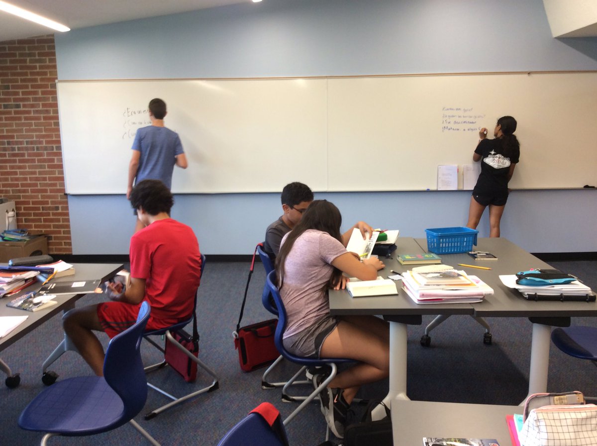 ProfeStathakis's tweet image. Already loving the new white boards that provide us with 3 walls of collaborative space! Students are generating questions for our unit on sports and society. #d53learns