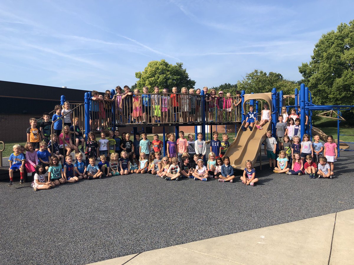 Mohawk Trails Kindergarten 2019-2020 🐢 <a href="/MohawkTrailsEl/">MohawkTrailsElem</a>