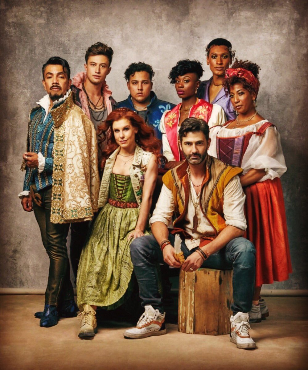 cassidyjanson's tweet photo. Well hello official photo of the cast of @julietmusical Donโt we all look smart and sassy. ๐
#julietmusical #cast #romeoandjuliet #photoshoot #sassy #orginalcast #officialphoto #smart #vanityfair #vibes https://t.co/SBjJEBBPfx