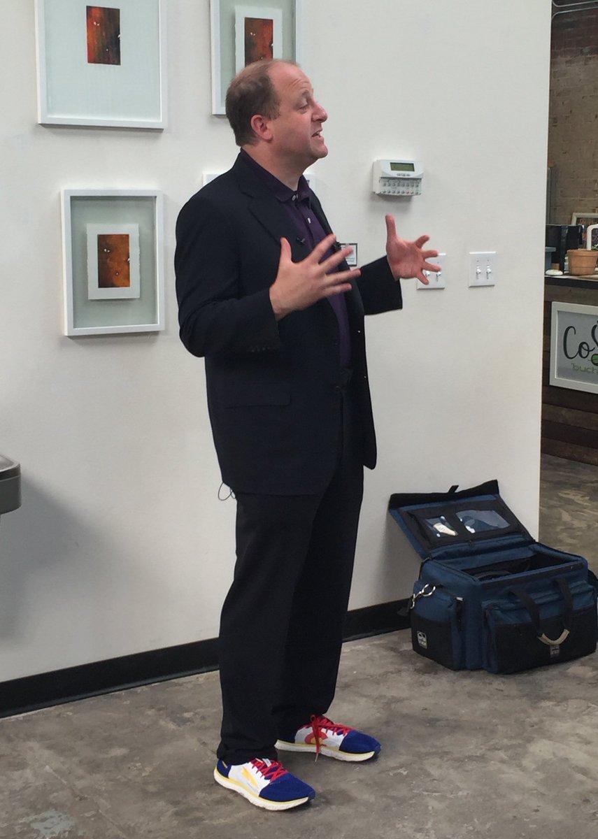 cosbdcpikespeak's tweet photo. Meeting with @GovofCO for #COSStartupWeek! https://t.co/1mVKWokwyQ