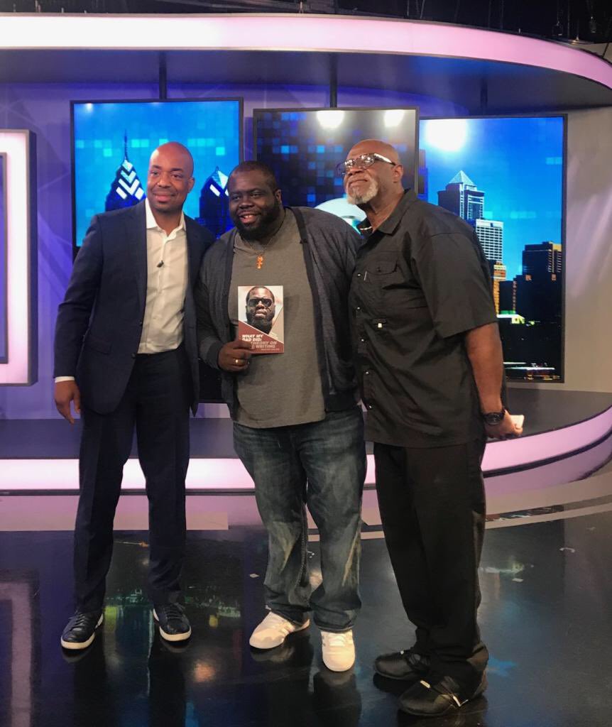 Tune onto the <a href="/quincyharris/">QUINCY HARRIS</a> show on <a href="/fox29philly/">FOX 29</a> 12:30pm and 12:30am today as I talk about my book “What My Dad Did” and my “Open Mic Masterclass”.  @ South Philadelphia

lulu.com/content/paperb…