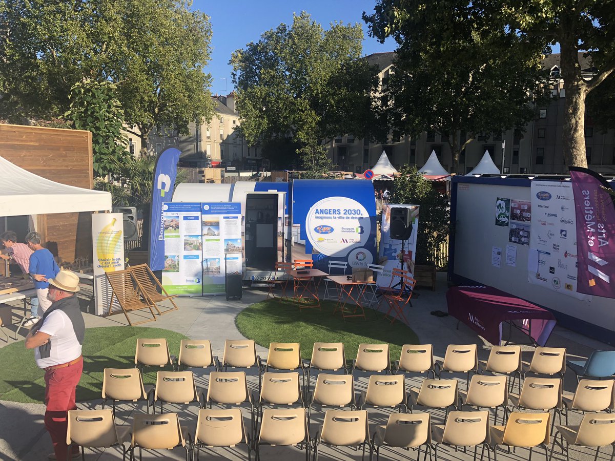 Tout est prêt Pour le OFF de #Citiestobe : "Angers 2030, imaginons la ville de demain" l'#economiecirculaire appliquées au bâtiment. 
Conférence animée par <a href="/LaureDesroches/">Laure Desroches</a> dans 30 minutes esplanade cœur de Maine !