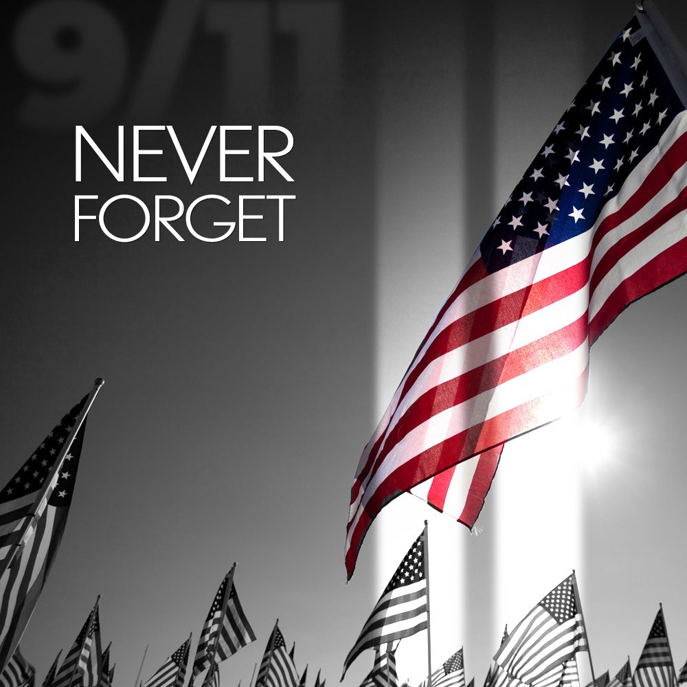 ••September 11, 2001•• We will never forget. Today we pray for the victims, rescue heroes and all their families and friends of 9/11 🙏🏻❤️🇺🇸💙#NeverForget #September11 #projektgroup