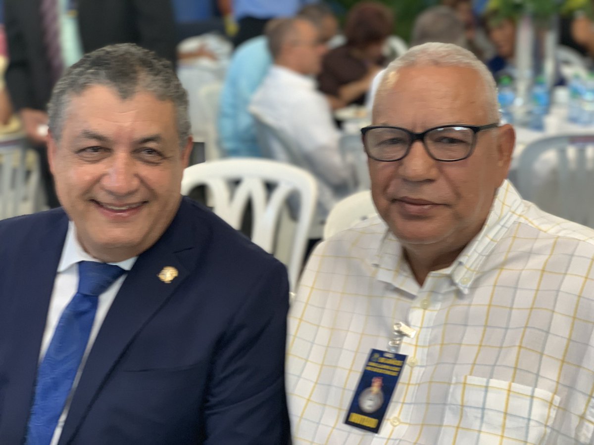 GustavoSanchezq's tweet photo. En Desayuno del @CDCMauricioBaez y en almuerzo con @Gonzalo2020RD Dos actividades que me llenan de satisfacción.  Dos motivos  una razón https://t.co/MB7OEGQIdV