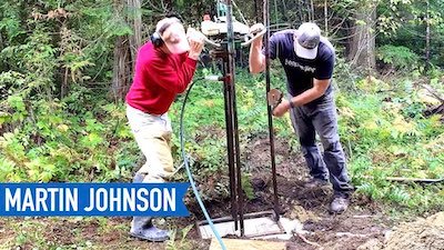 MartinJohnsonHD's tweet photo. Thanks to our friend Gary and his cool portable well drilling machine we finally drilled our well! 
What do you think of the drilling rig? https://t.co/gAKtP4Ja9t https://t.co/adRdQmAGUP