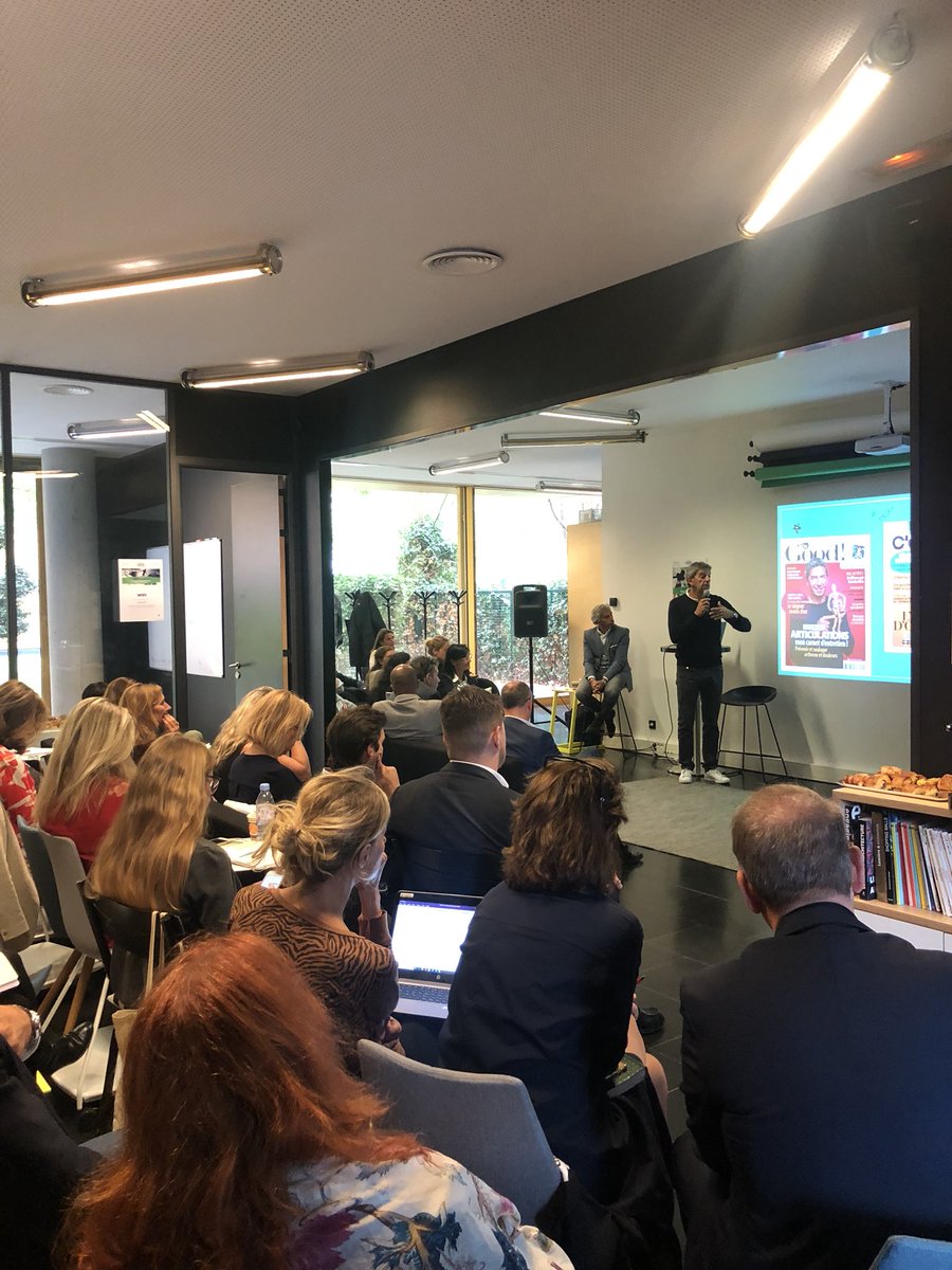 WConranDesign's tweet photo. Aujourd’hui nous avons accueilli la Big Session 4 du Club des Annonceurs que nous tenons à remercier pour nous avoir fait confiance dans l’organisation de cet événement ainsi qu’à tous les intervenants qui ont grandement enrichi cette journée. ♻️📈@Club_Annonceurs #BigSession4 https://t.co/3IFh47lOEQ
