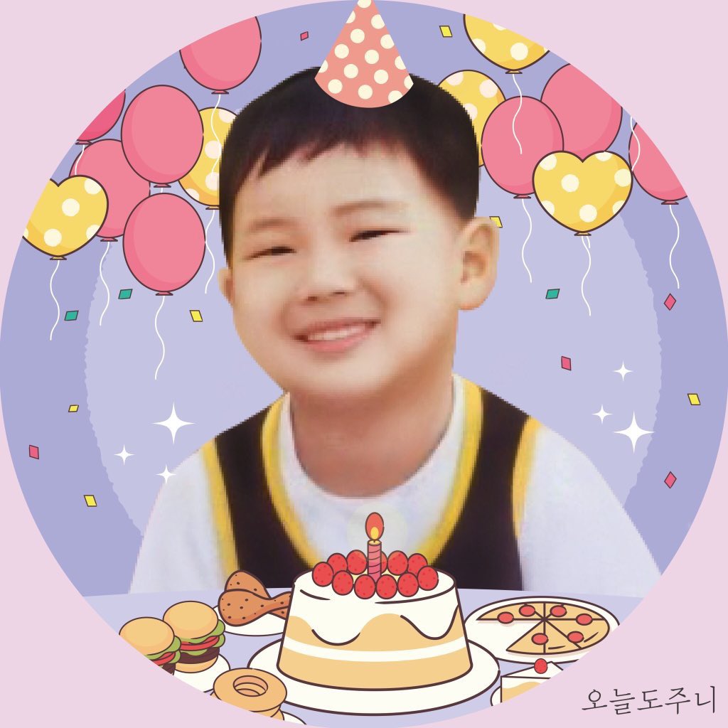 ReMong0912's tweet photo. #RT이벤트 
🥳HappyRMDay🥳
남준'🆂 26번째 생일을 축하하기 위해서 소소하게 #RT이벤트 한번 열어봅니당💜

해당 글을 #RT 해주시는 분 한명 추첨통해서
작은 케이꾸 하나 선물로 드려요💕
#남준생일ㅊㅋ 
#RMGalaxyDay 
#HappyNamjoonDay 
#가장_깊은_밤에_더_빛나는_남준
당발은 남준날 오후 남준시 https://t.co/ONcH1ENHHC