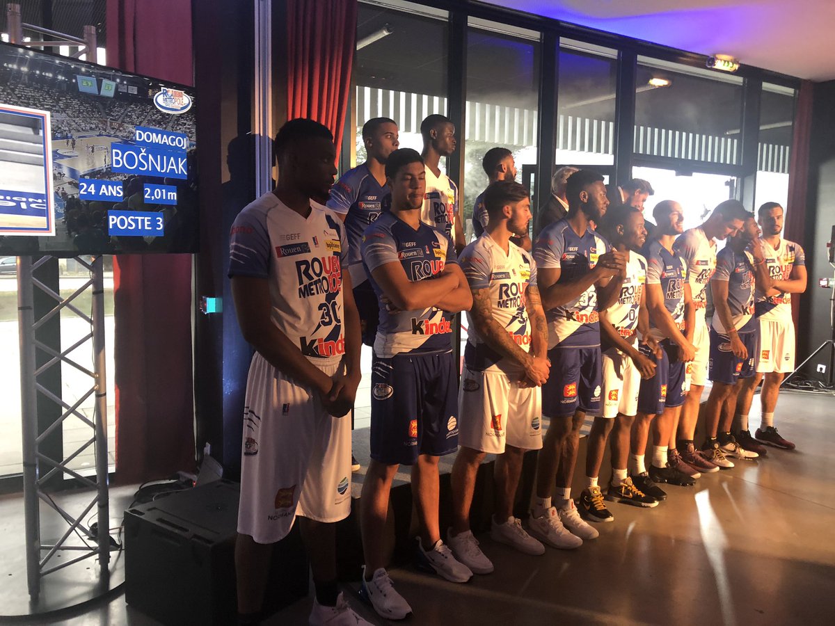 Présentation de l’équipe du <a href="/RouenMBasket/">Rouen Métropole Basket</a> #reussite #rouen #fierdetrepartenaire