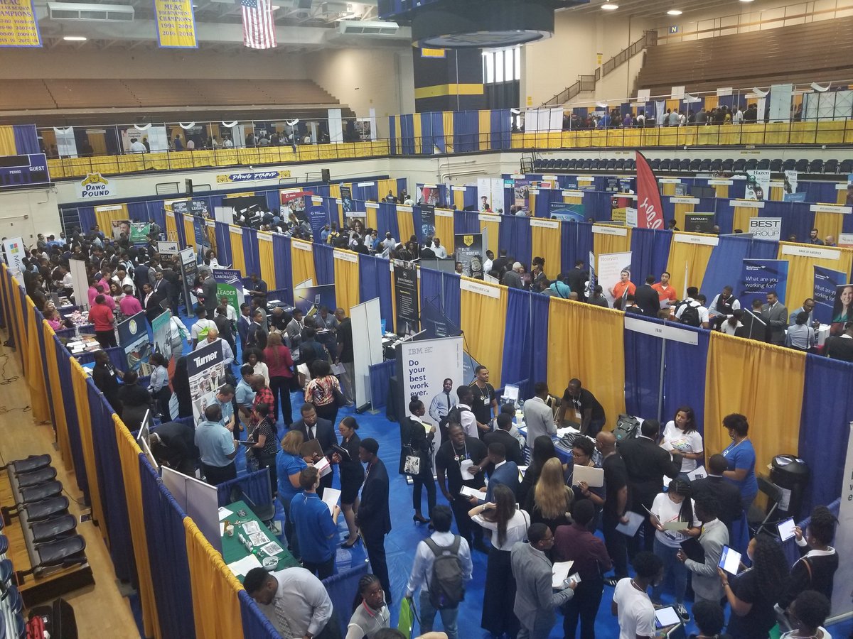 TeasleySl's tweet photo. NCA&amp;T Greatest Homecoming on Earth? More like Greatest HBCU Everything on Earth. Career Faor 2019 was a success for our CAEE students. Here are a few pictures! https://t.co/XQ1JiSBpyZ