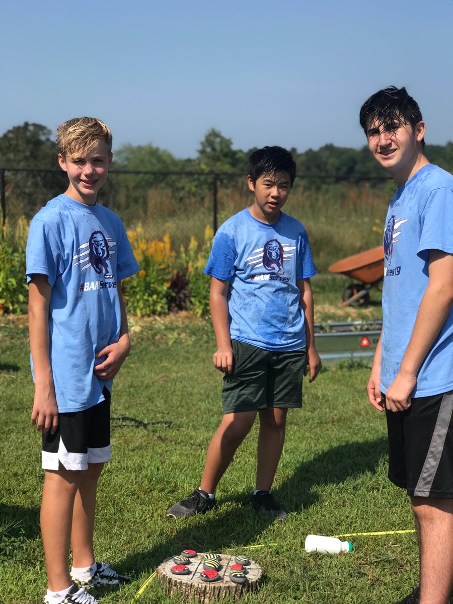 upliftedclass's tweet photo. More pics of our Bears serving their community @bansheereeksnp 🐻 thank you so much for having us!!! What a great opportunity provided by our awesome admin &amp; SS team! #givingback #bamserves19 @BAM_MS_Official https://t.co/WjAo3RC9JB