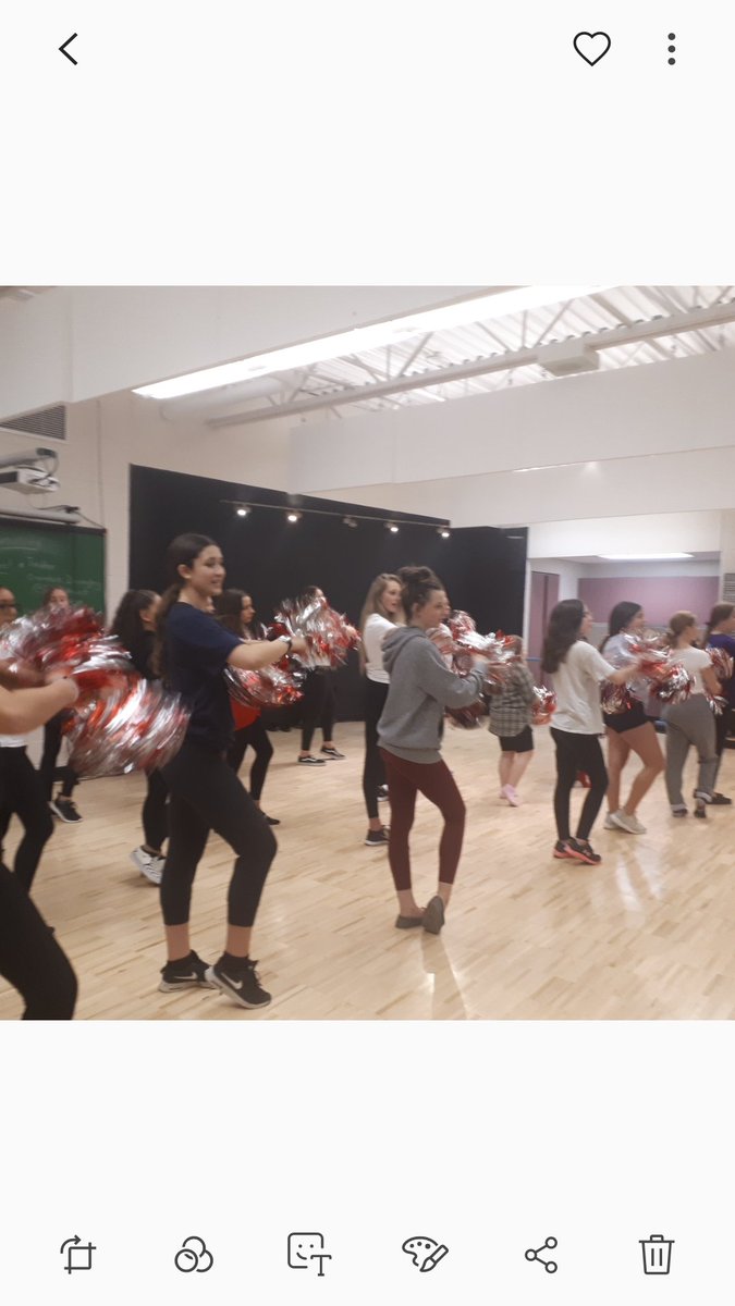 ChantaleDonaghy's tweet image. Gratitude - Morning Journaling &amp;amp; Intro to Power Pom! #cardiofun #ourSHHS