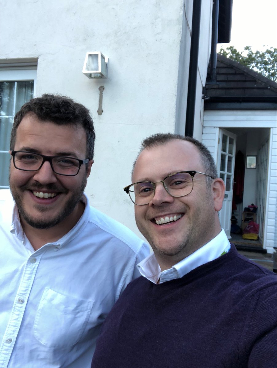 military_boots's tweet photo. #getmattontwitter Matt visited after work today while waiting to do the after-school football run. β¦@David_AntWβ© https://t.co/AiWSM1o2Tc