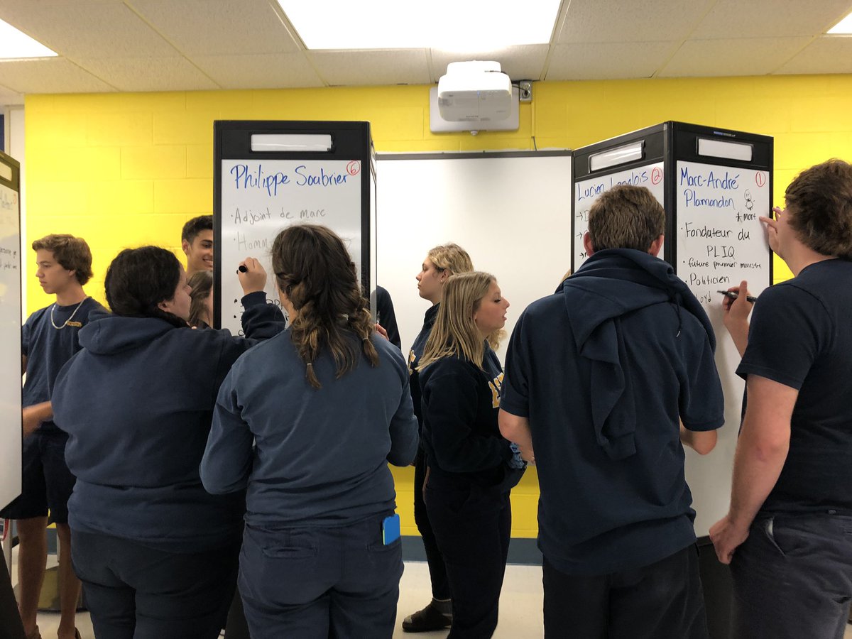 julia_mme's tweet photo. On utilise les RotoCube pour créer une analyse des personnages de notre roman « Le député décapité ». Ainsi, on identifie les suspects et leurs motifs 🧐 #FRA4C #collaboration @ESCPainCourt https://t.co/8wXnK29aqs