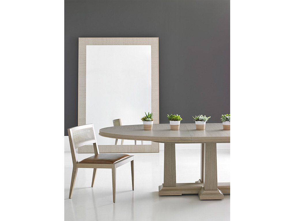 Decca_intl's tweet image. Warm tones of the #Domicile collection in the #ModernDesert finish . #DeccaHome #diningroom