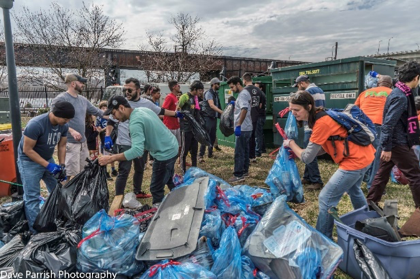 KeepVABeautiful's tweet photo. We're giving away chances at #cleanup kits and cigarette receptacles! Want one?
https://t.co/MwN6YDh4Og https://t.co/VqhZdH2JAc