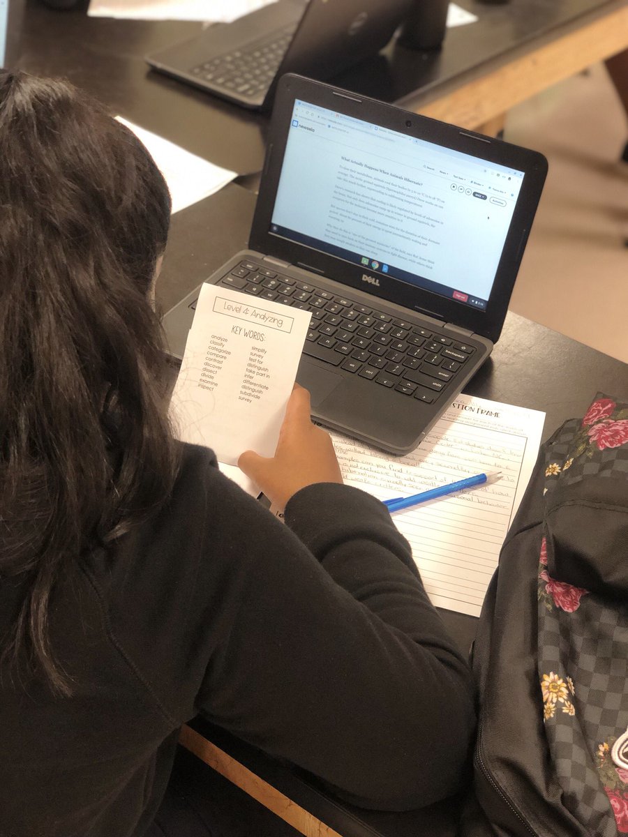 HAMOScience's tweet photo. A goal this year is to increase the quality/ levels of questions. Students created individual flip charts of Blooms Taxonomy. Learned characteristics of quality questions and create questions...we are progressing.@theREALDonMaier
 @HorizonAcadFL #WeAreMCPS https://t.co/XAC4dkEtGg