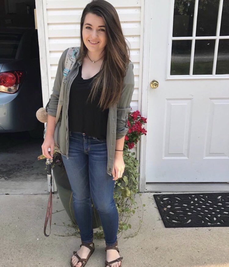 Happy Birthday to our sister Sydney! We are so thrilled to call you a sister, and we hope you have an amazing birthday!💜