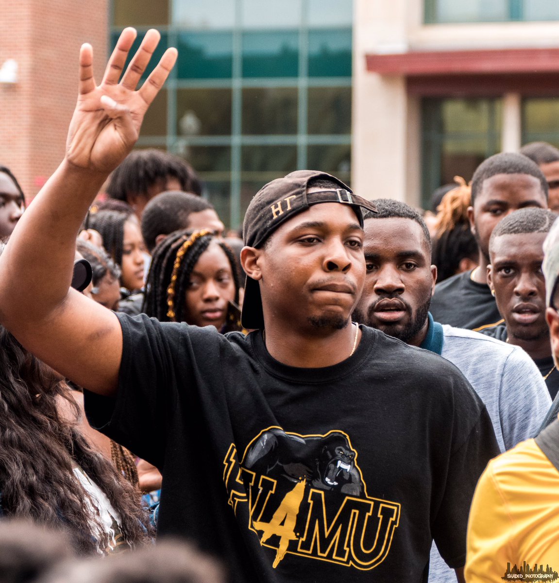 therealrodrigoo's tweet image. “Hump Day”🐪

Shot by: Me 
If you know them tag them
#pv19 #pv20 #pv21 #pv22 #pv23