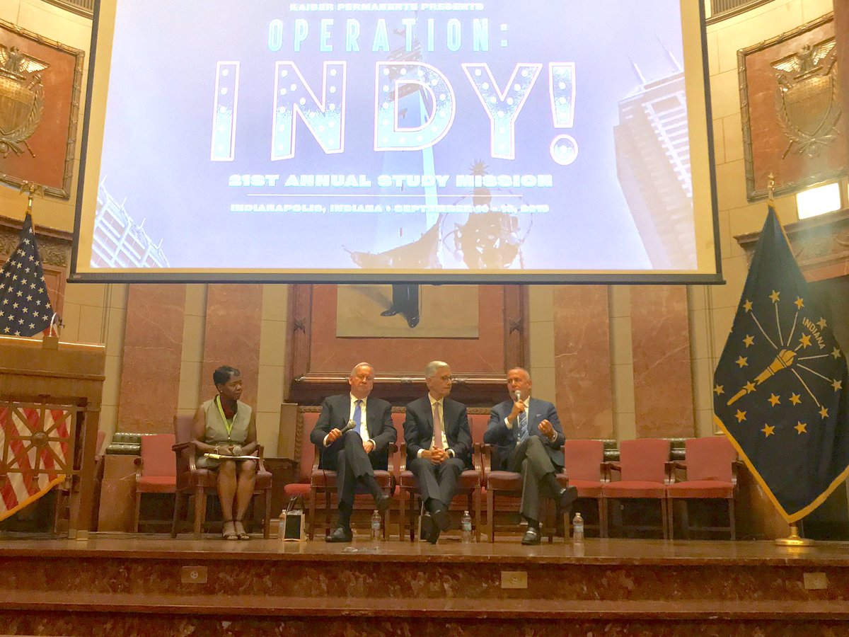 Mayor_Steinberg's tweet photo. Great to join former Indianapolis Mayors @GoldsmithOnGov & Bart Peterson on a @Metro_Chamber #StudyMission19 panel about collaborative leadership, vision and implementation. We must rise above hardline partisanship across disciplines and sides to uplift our communities together. https://t.co/s2ZYbMmpMV