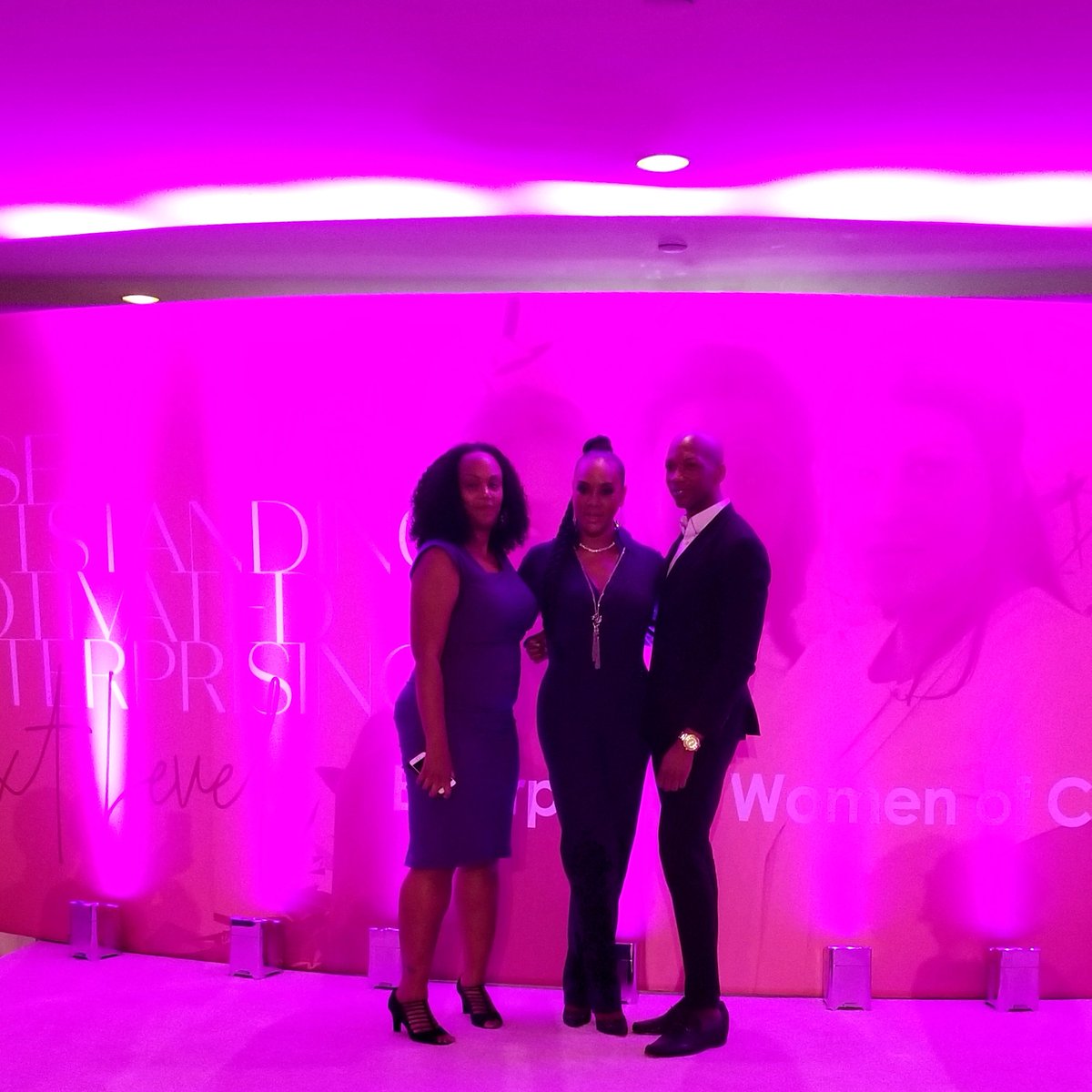 BridgingTech's tweet image. Thank you @MsVivicaFox inspiring and helping women envision success! #NoCeiling#mbda