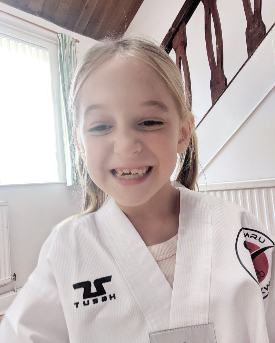 LittleMillTKD's tweet image. Wow! What a lesson. We were fortunate enough to have Head of Taekwondo Cymru, Master Porl Stone, at Little Mill tonight. You all did a great job demonstrating your basics, patterns and looked like you thoroughly enjoyed trying out all of the new kicks and techniques 🥋