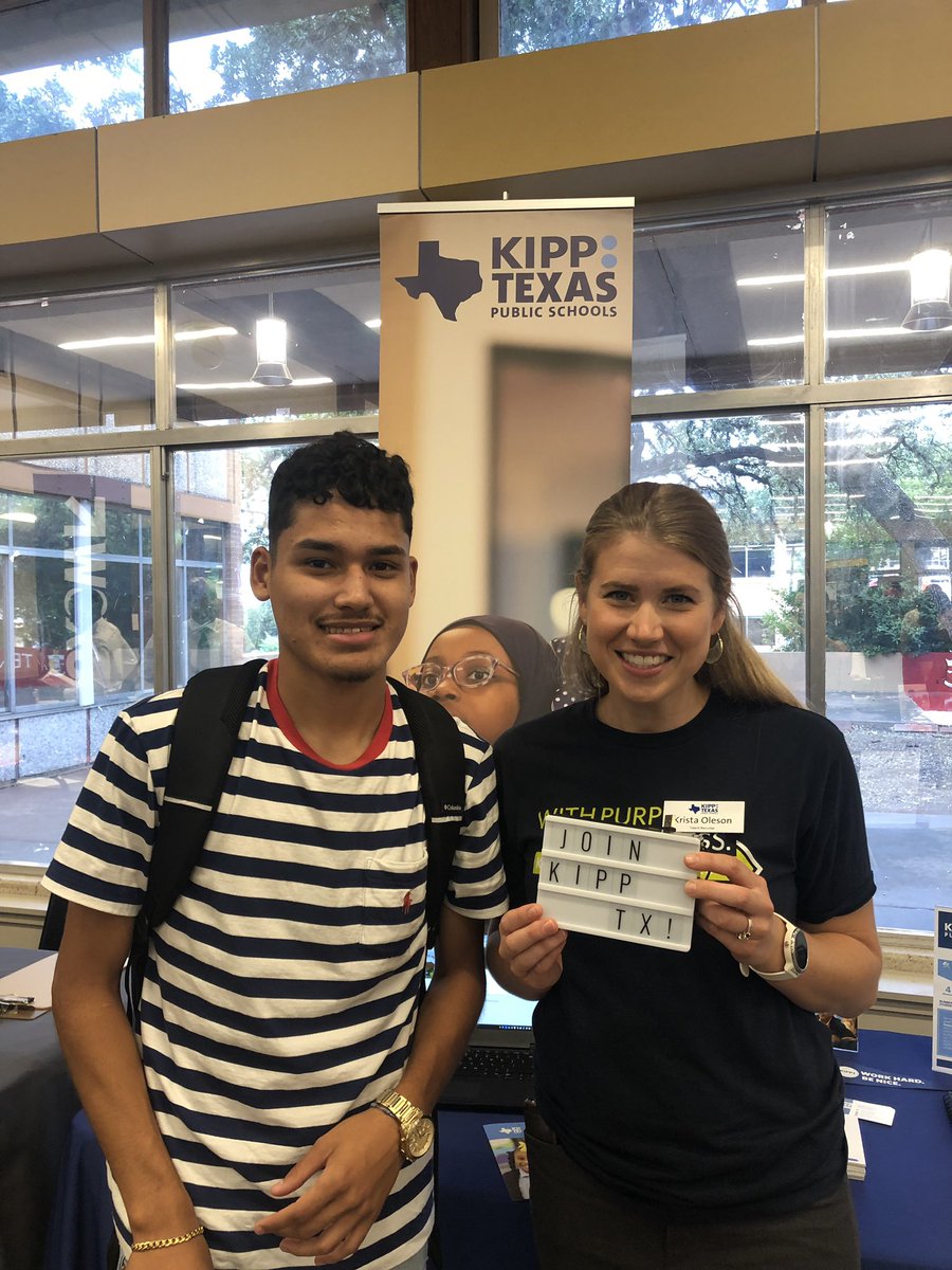 JustinnZuniga's tweet photo. So great getting to rep @kipptexas and running into all these amazing alumni from ATX, HTX, DFW and SATX! https://t.co/9EkKCIWojX