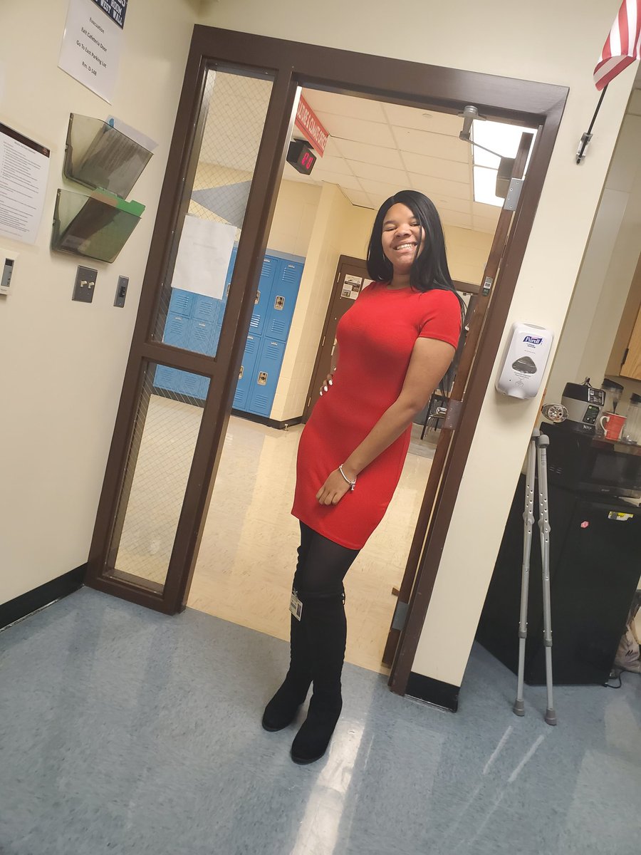 mscreer17's tweet photo. Girls mentoring decided to incorporate a day where the young ladies will step out of their comfort zone and dress up.
#ClassyWednesday
#BeSTARS
#RichInStudentSuccess https://t.co/nfdZXCtvRR