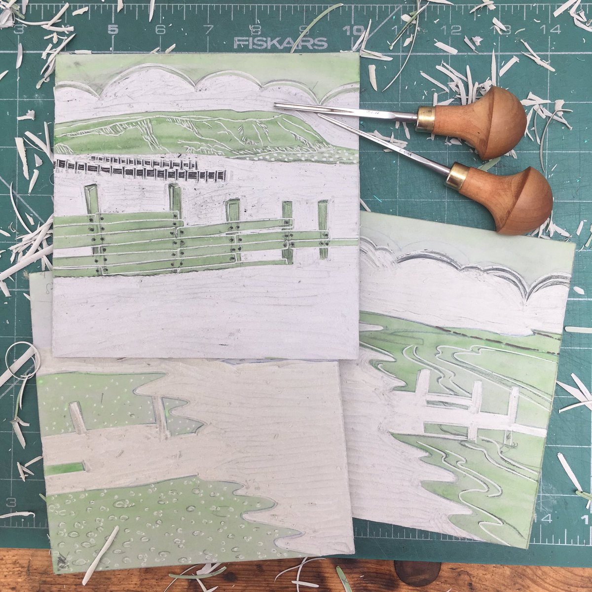 Design_York's tweet photo. Iβve used 3 lino blocks to create my new St Bees linocut. Iβll ink 2 blocks with 2 colours & 1 with 1 colour to create the final print.
@YorkPrintmakers #CoasttoCoast #StBeesHead @ukprintmakers https://t.co/bcpgrWfQgv