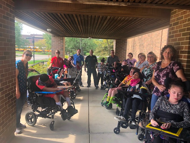 SHSMCCLASS's tweet photo. We will never forget! Thank you to our Schaumburg Fire Department and Police Department! #PatriotDay #WeRemember911 #NeverForget https://t.co/wcha8JGZMk