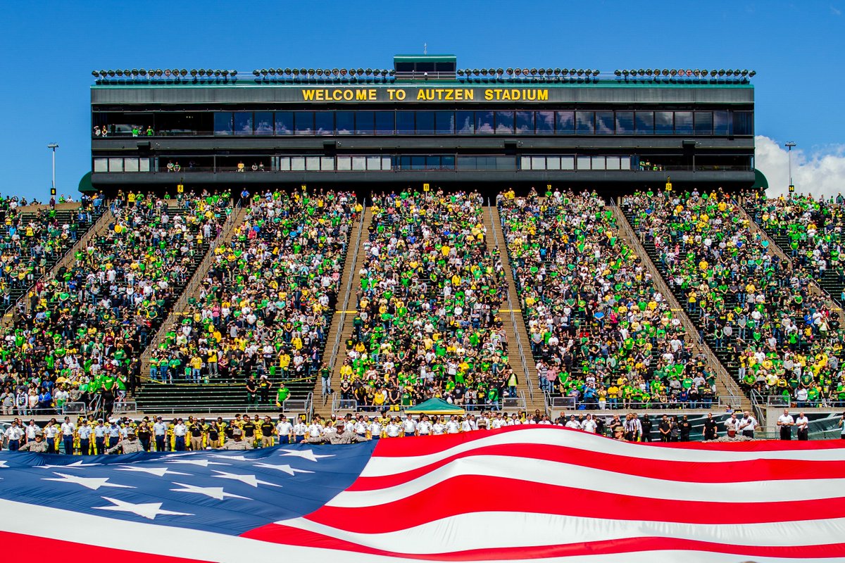 oregonfootball's tweet photo. We will #NeverForget https://t.co/ZucpvJ3l1h