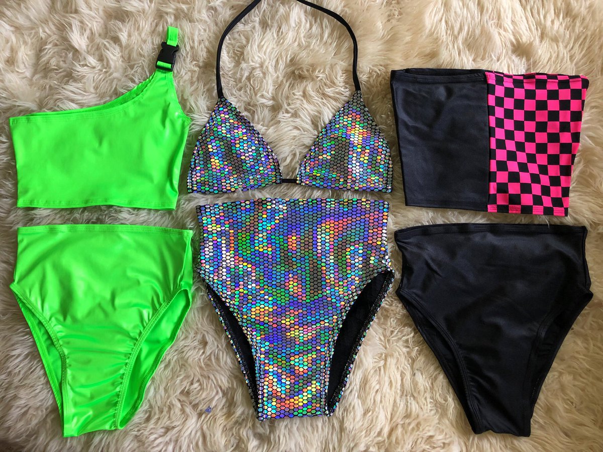shopESR's tweet photo. Looks u need 💥💕

SHOP NOW:
https://t.co/vKCyivfe0T https://t.co/bUgCzXCeIF