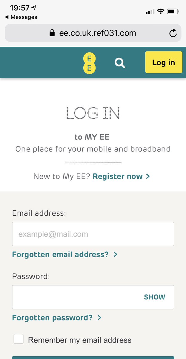 GetOnIT2's tweet photo. Another Phishing scam to look out for, this time by text message! Notice the domain is ref031! https://t.co/PvEUJWPjnC