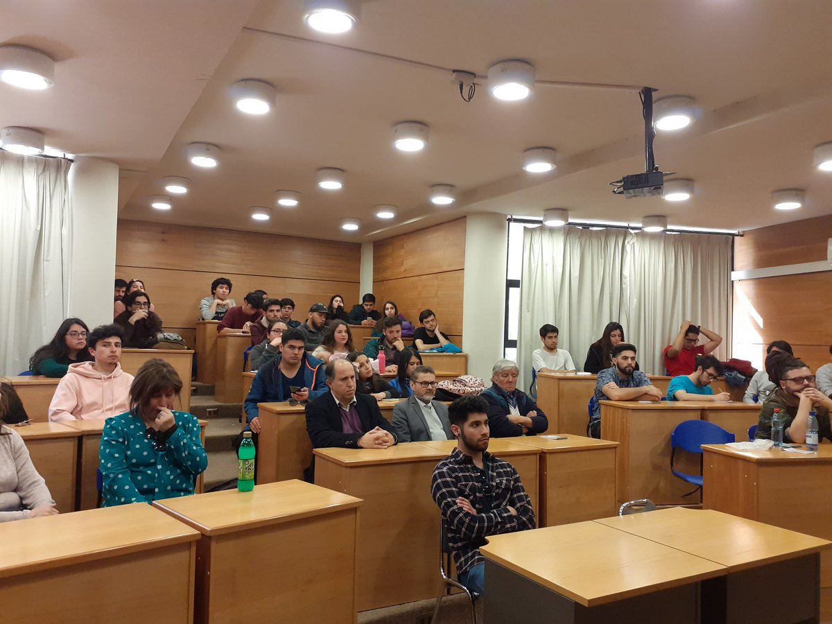 UTalca's tweet photo. AHORA: Se da inicio a conversatorio en conmemoración al #11deseptiembre1973 en la Facultad Cs. @juridicasutalca, junto a Secretaría Política #Feutal, Escuela de Cs. Políticas y Administración Pública #UTalca, y la Escuela Sindical Juan Pablo Jiménez https://t.co/Ww3Lkg0yMj