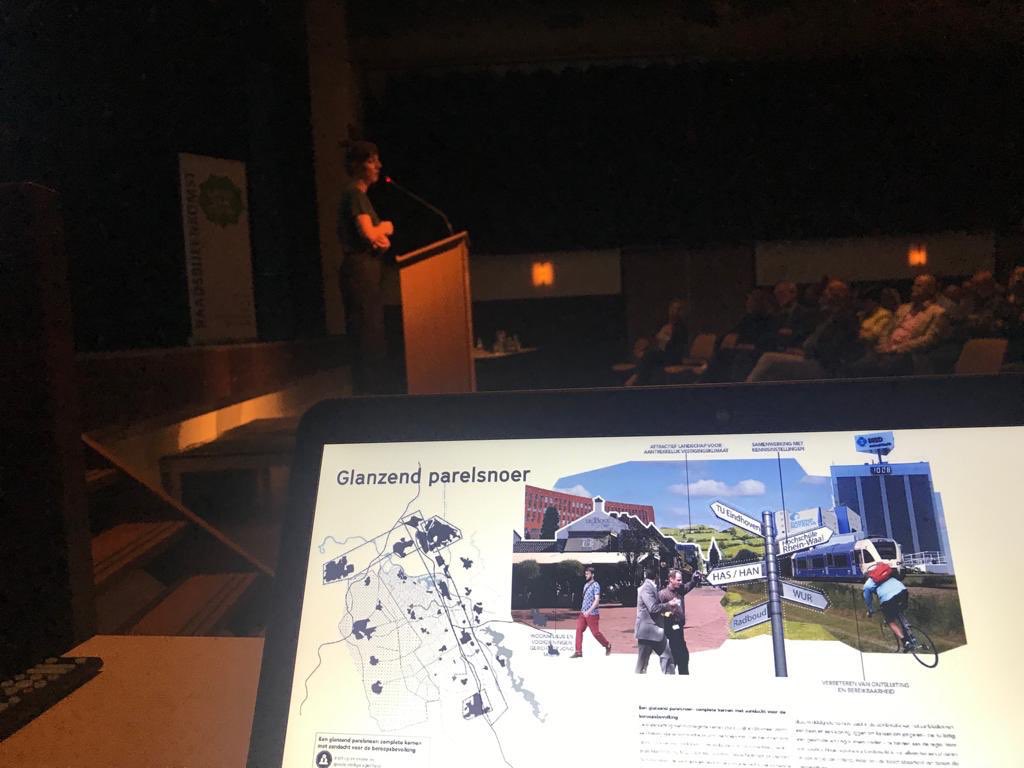 Kansen en bedreigingen in en van het <a href="/landvancuijk/">Land van Cuijk.nl</a>  Uniek in zijn bijzondere lokatie en met een sterke goede komaf! Kennisrijk en economisch nog vitaal! Nu toekomst nog vastleggen door visie en samen(werken)