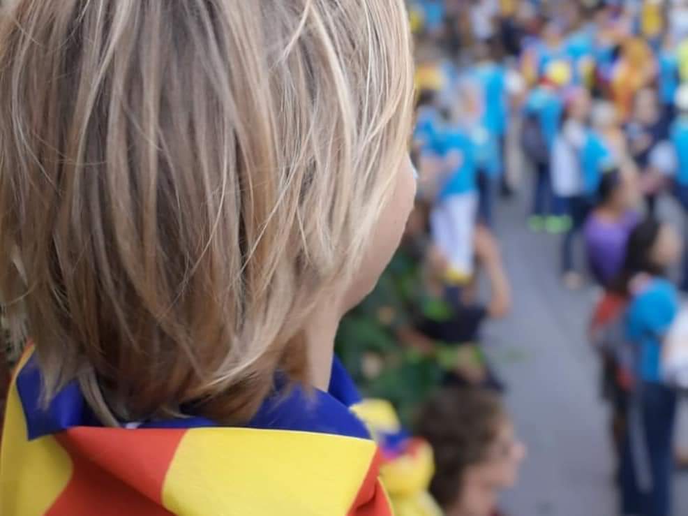 boschimanus's tweet photo. La gent de Dosrius, Canyamars i Can Massuet hi som, i hi serem sempre. Un any més a la manifestació de l'@assemblea, persistirem fins a la llibertat #ObjectiuIndependència #RepúblicaCatalana https://t.co/GiLxfM5ELn
