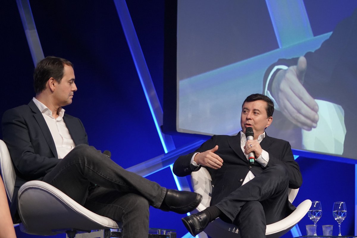 singularityubr's tweet photo. “O dinheiro da forma como conhecemos não vai durar muito”, Fábio Coelho comenta que acredita que em menos de 10 anos teremos muitas mudanças nesse aspecto. #SUFinance #subrazil https://t.co/IXZC6TGp6W