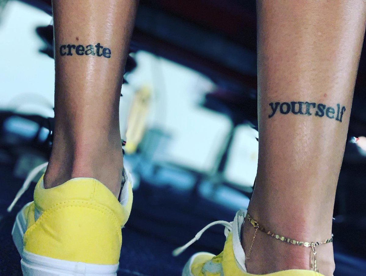jenayb3's tweet photo. Create yourself ✨. https://t.co/fpmXmwVuDj