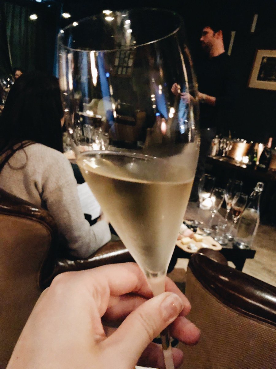 TDCCDF's tweet image. An amazing afternoon tasting the delights from @Moet_UK 🖤

Now onto more champagne festivities this evening for our dinner with @VeuveClicquotUK 🥂