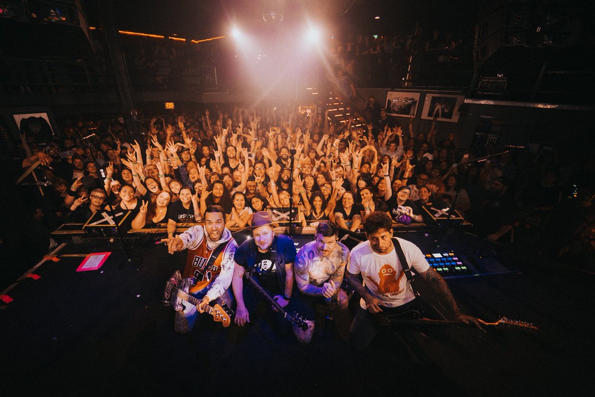 Fall Out Boy tweet media