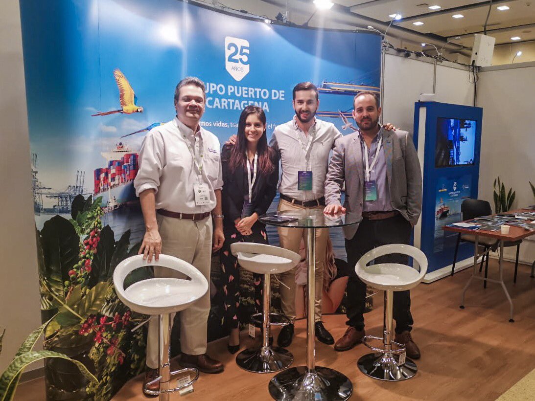 PuertoCTG's tweet photo. Algunos de los momentos vividos en el inicio la séptima versión del congreso Logismaster 2019 en la ciudad de Medellín organizado por @zonalogistica
https://t.co/aAOqCJrmv3
#Congreso #Logismaster
#GrupoPuertoDeCartagena
#SociedadPortuariaRegionalDeCartagena #Contecar https://t.co/tRffQBDnmj