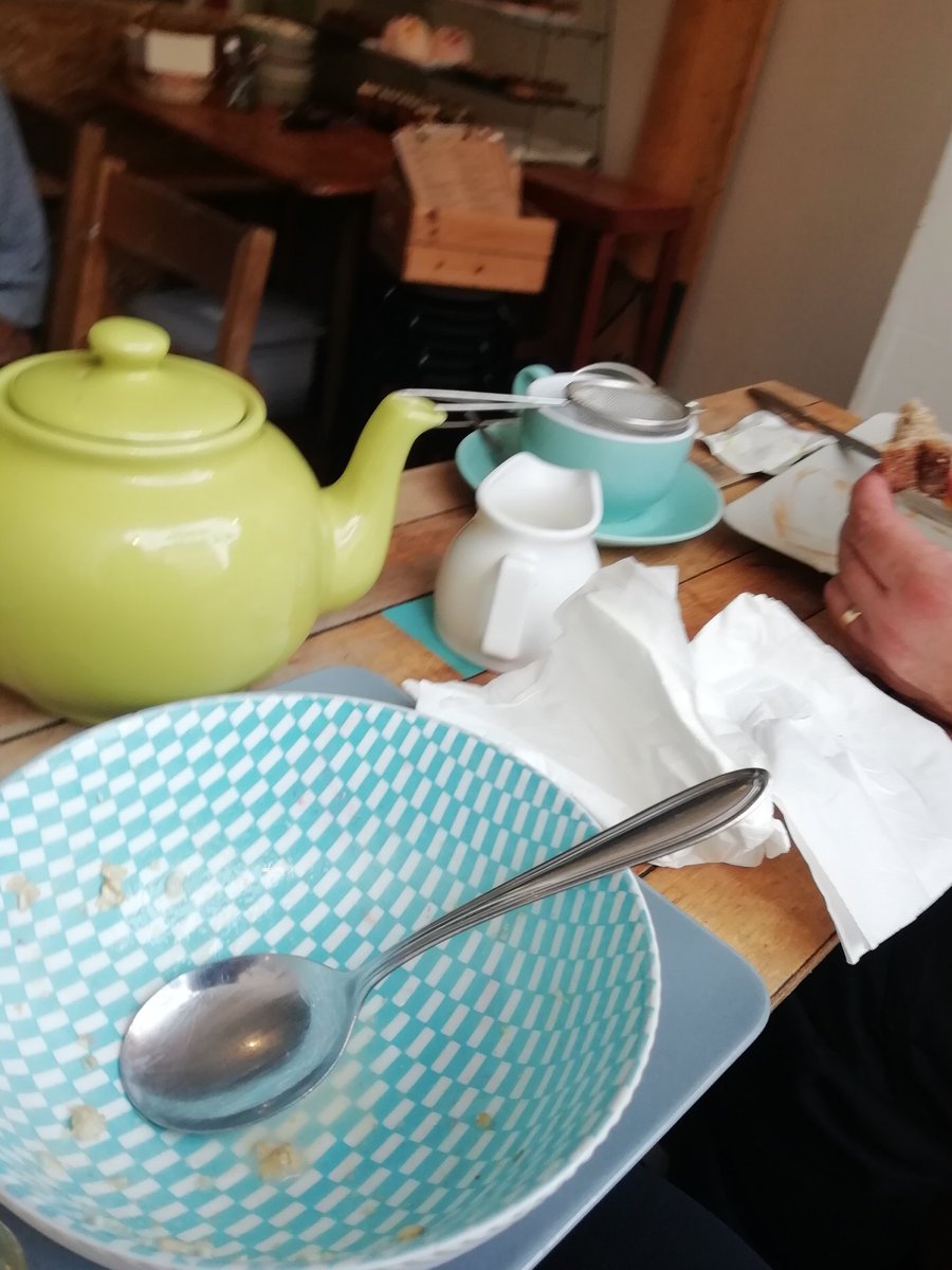 wallercaroline's tweet photo. Wonderful Scots porridge in William Cafe in Glasgow. #williamcafe https://t.co/V6VWRxwhKw