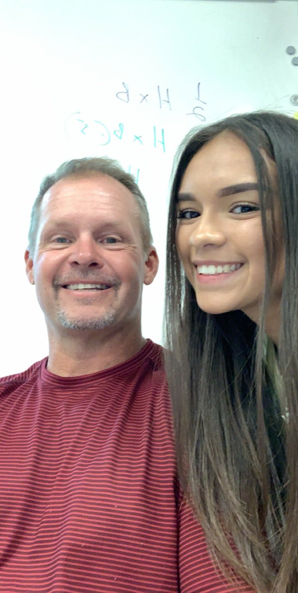 TelesforoSpring's tweet photo. #physicsteacher #physicsishard #thisisformysister #ilovephysics @_Sabrina_T_ @TroyMBurnett @EatonHighSchool https://t.co/dqcov2E6fr