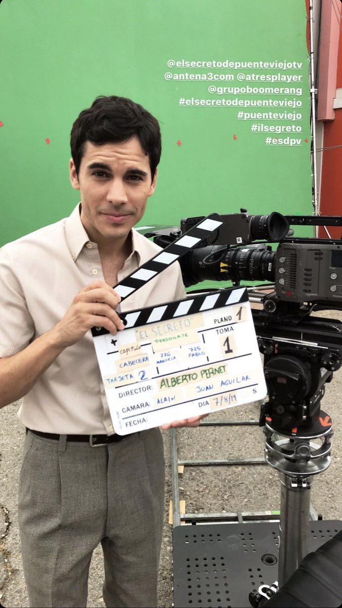 AExpositoCFO's tweet photo. #esdpv #ElSecretoDePuenteViejo @esdpv @antena3com 💚 https://t.co/qvgmGXDJyp