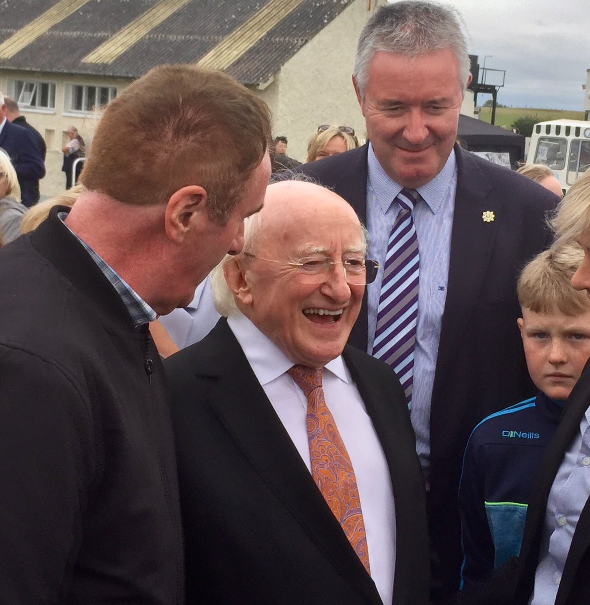 dulchiewhelan's tweet photo. Tremendously proud of @PresidentIRL who has spoken out about the poor pay of our defense forces. Advocating as head of our defense forces to improve the pay of its staff. #rtenews #armypay https://t.co/479rdNlcoV