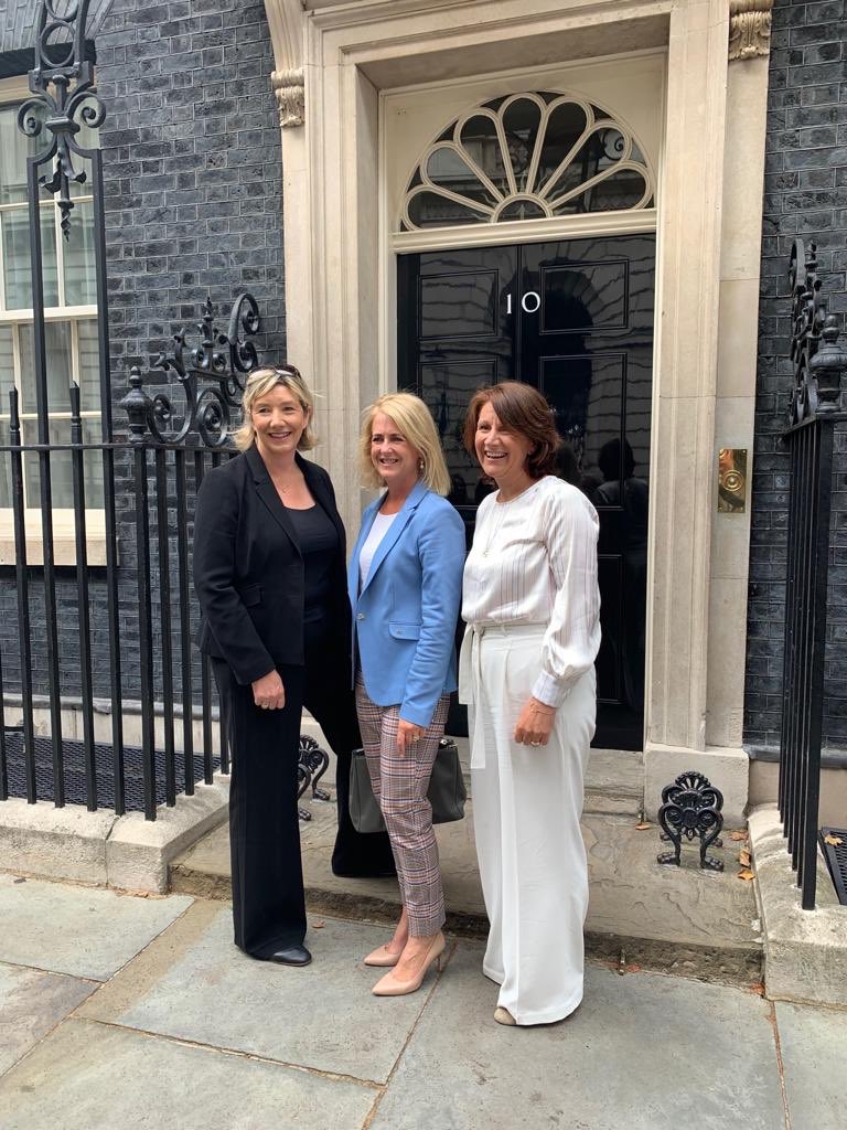 Hosted at 10 Downing Street today with the Dublin Chamber delegation to London. With just 50 days to go before the UK is due to leave the EU, relationships between Ireland and the UK are more important than ever. @DubCham @10DowningStreet
