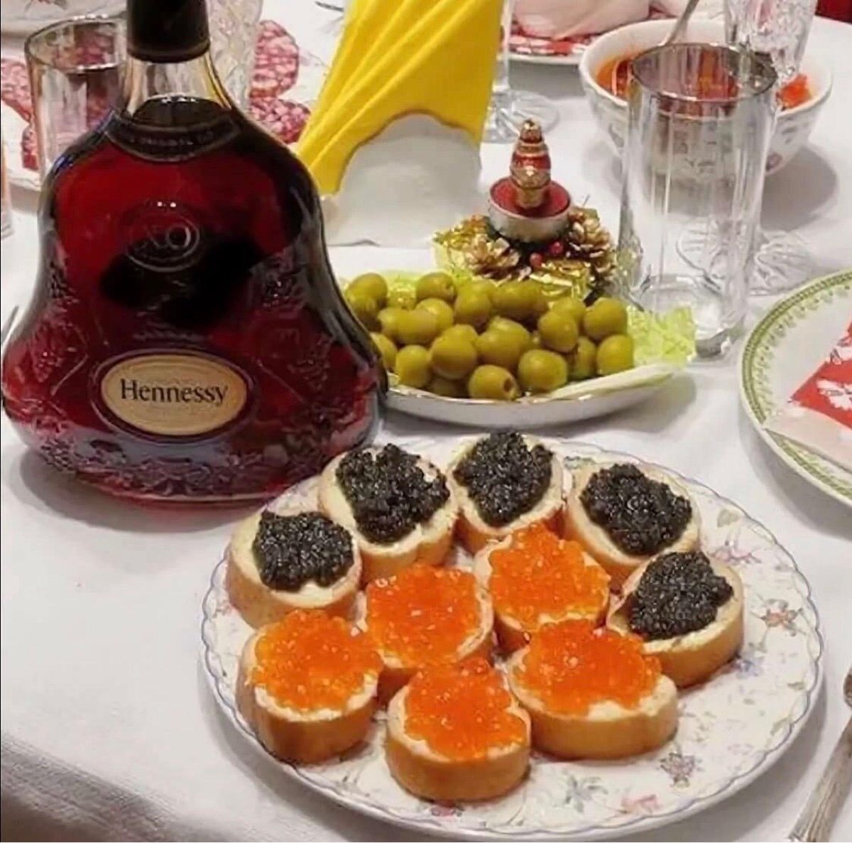 https://pbs.twimg.com/media/EENe8iRXUAAwDIM.jpg:large