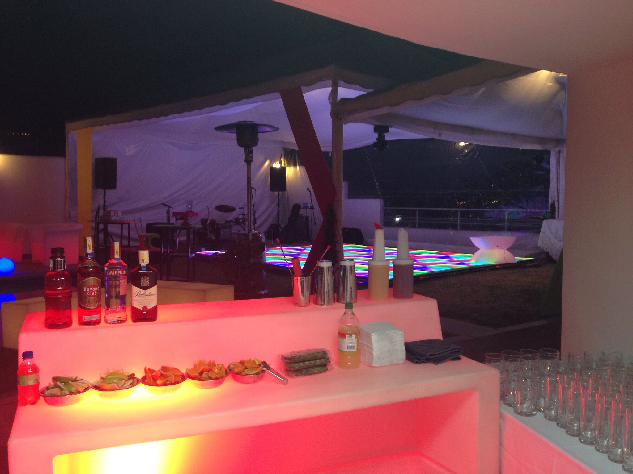 CocteleriaAcrobatica on Twitter